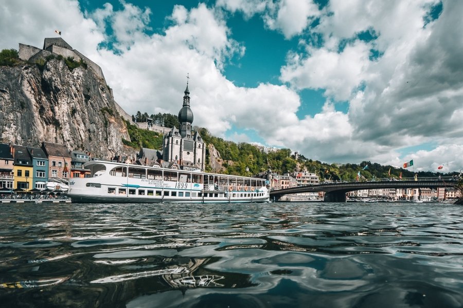 Dagreis naar de tuinen van Annevoie en een boottocht in Dinant